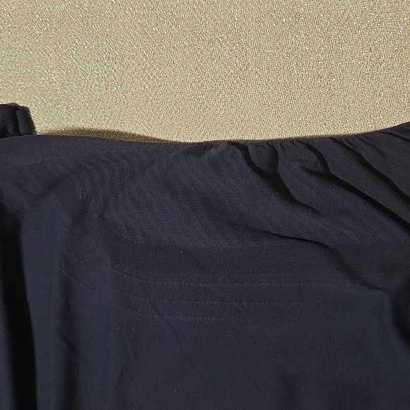 Sold Athleta Workout Exercise Yoga Tee - Picture 8 of 8